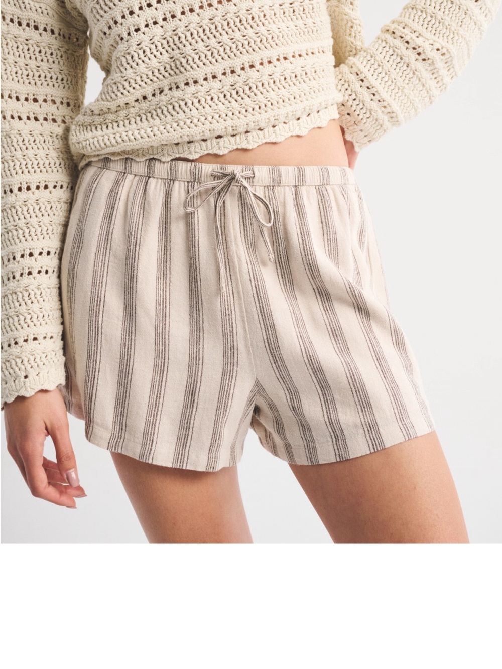 Abercrombie & Fitch Linen-Blend Pull-On Short - Cream Stripe
